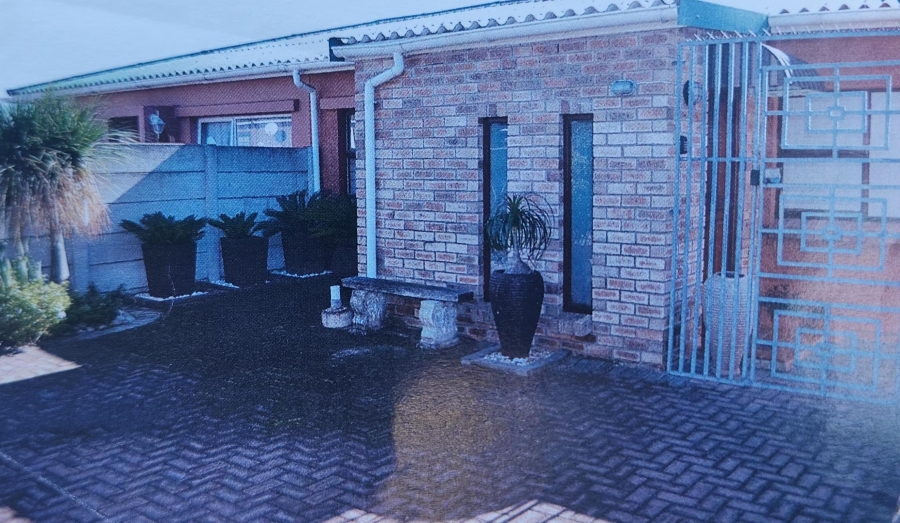 3 Bedroom Property for Sale in Forest Hill Eastern Cape